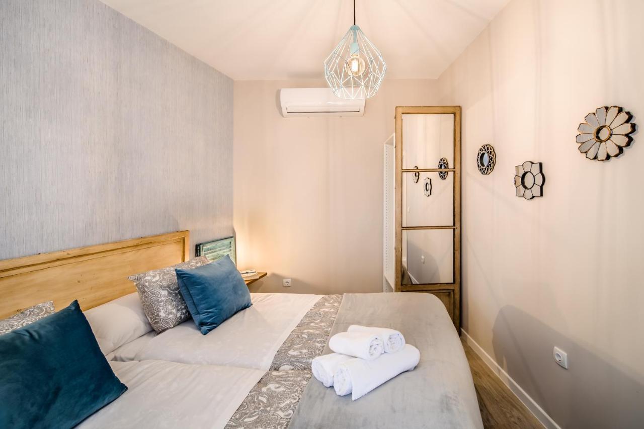 Apartamentos San Pedro Sevilla Exteriör bild