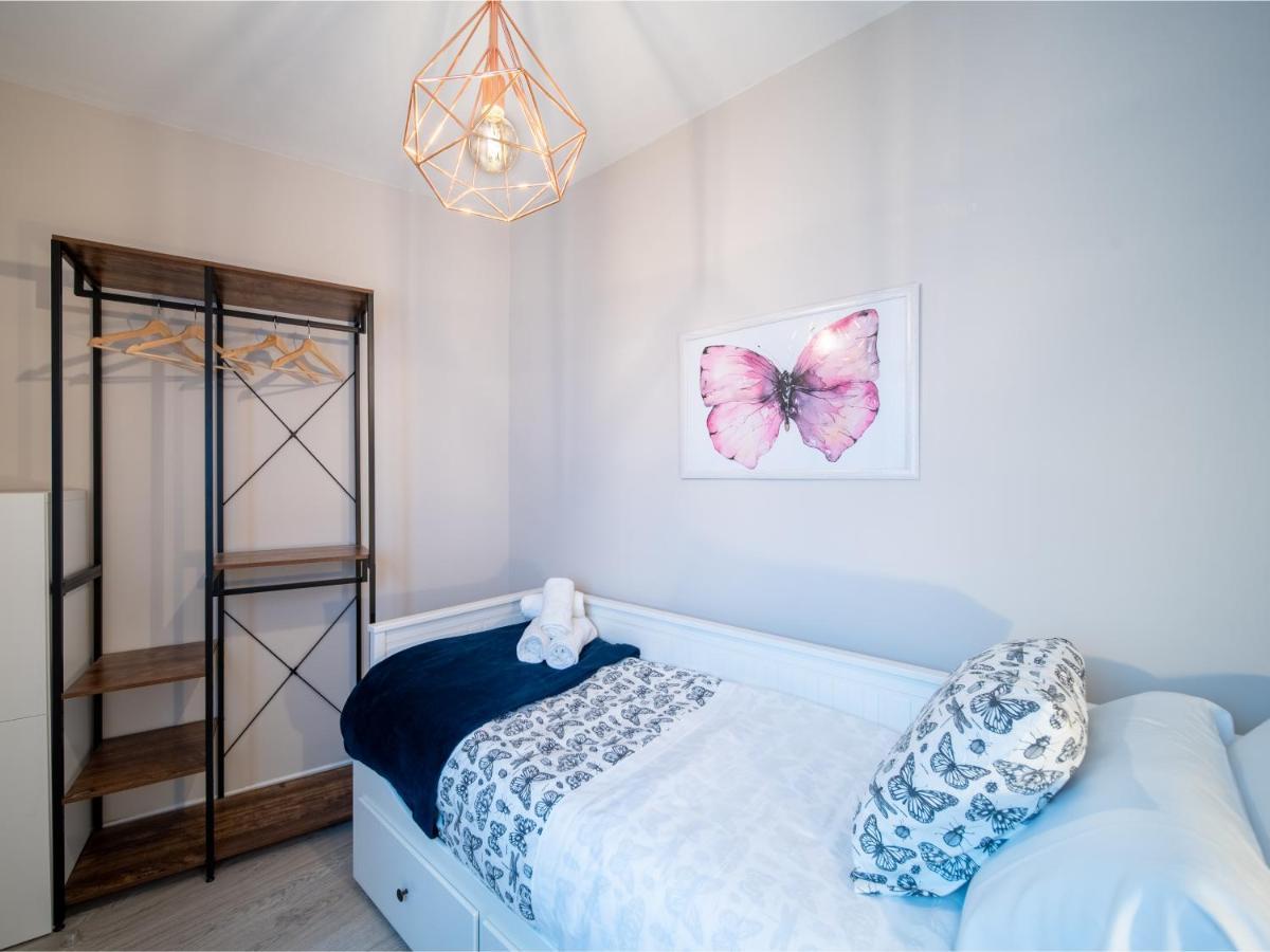 Apartamentos San Pedro Sevilla Exteriör bild